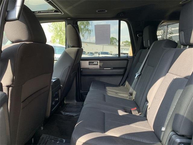Used Ford Expedition XLT 2017 | Wiz Leasing Inc. Stratford, Connecticut Used Ford Expedition XLT 2017 | Wiz Leasing Inc. Stratford, Connecticut