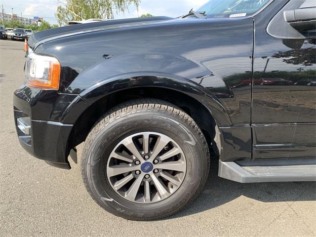 Used Ford Expedition XLT 2017 | Wiz Leasing Inc. Stratford, Connecticut Used Ford Expedition XLT 2017 | Wiz Leasing Inc. Stratford, Connecticut