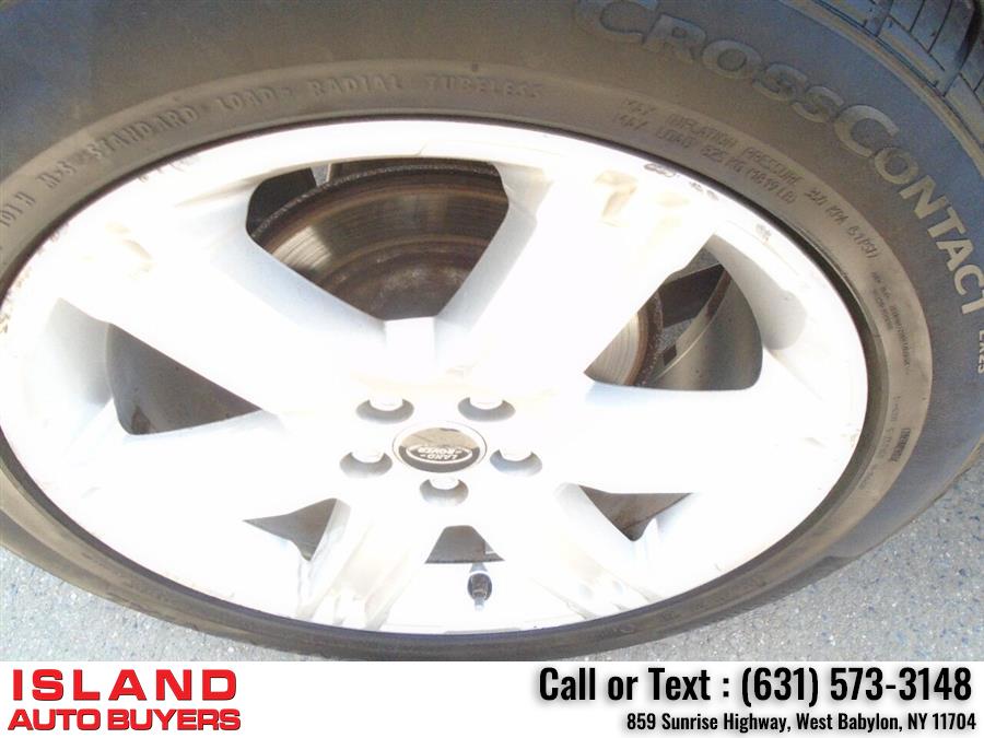 Used Land Rover Range Rover Evoque Pure Plus AWD 4dr SUV 2013 | Island Auto Buyers. West Babylon, New York Used Land Rover Range Rover Evoque Pure Plus AWD 4dr SUV 2013 | Island Auto Buyers. West Babylon, New York