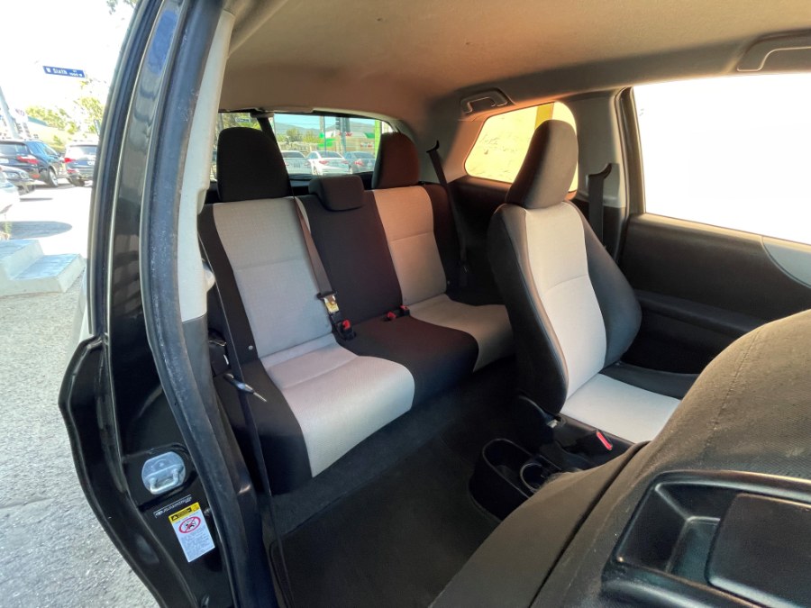 2014 Toyota Yaris 3dr Liftback Auto LE (TMC/CBU Plant) (Natl), available for sale in Corona, California | Green Light Auto. Corona, California 2014 Toyota Yaris 3dr Liftback Auto LE (TMC/CBU Plant) (Natl), available for sale in Corona, California | Green Light Auto. Corona, California