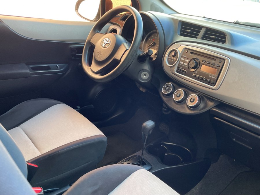 2014 Toyota Yaris 3dr Liftback Auto LE (TMC/CBU Plant) (Natl), available for sale in Corona, California | Green Light Auto. Corona, California 2014 Toyota Yaris 3dr Liftback Auto LE (TMC/CBU Plant) (Natl), available for sale in Corona, California | Green Light Auto. Corona, California