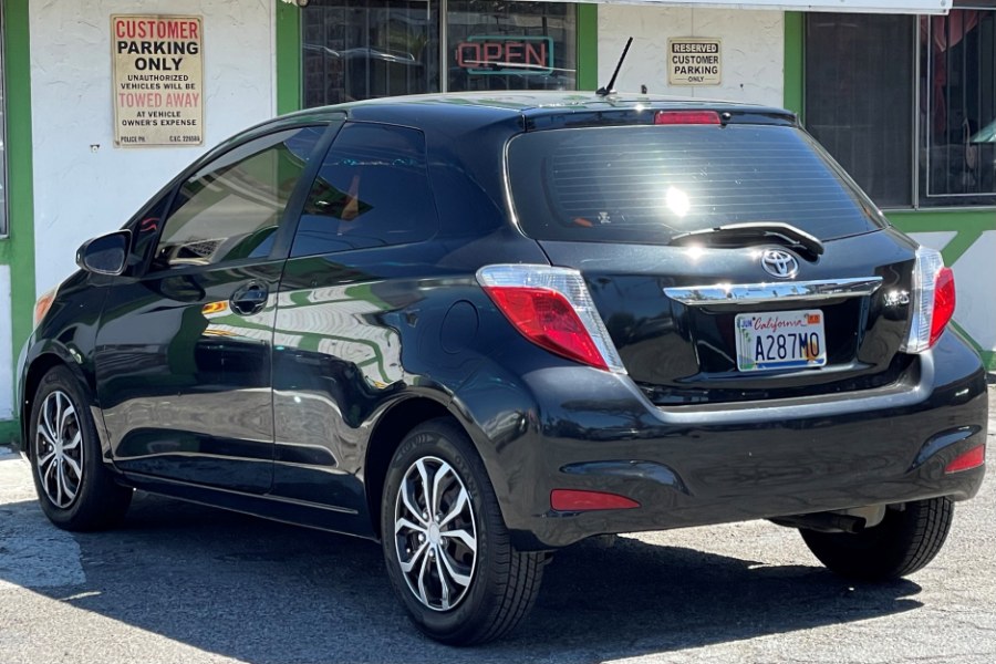 2014 Toyota Yaris 3dr Liftback Auto LE (TMC/CBU Plant) (Natl), available for sale in Corona, California | Green Light Auto. Corona, California 2014 Toyota Yaris 3dr Liftback Auto LE (TMC/CBU Plant) (Natl), available for sale in Corona, California | Green Light Auto. Corona, California