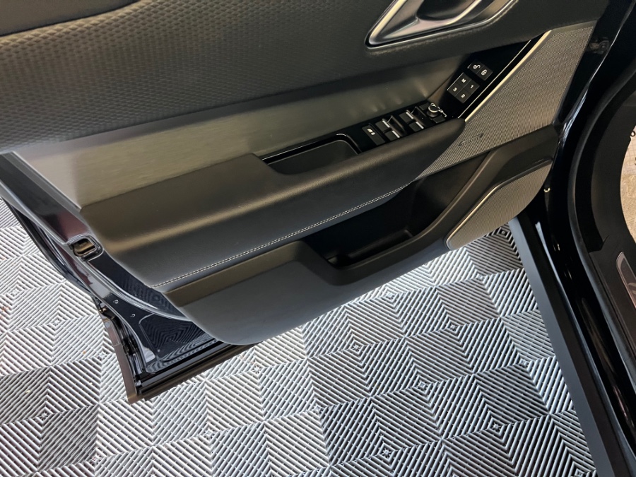 Used Land Rover Range Rover Velar P250 R-Dynamic SE 2019 | MP Motors Inc. West Babylon , New York Used Land Rover Range Rover Velar P250 R-Dynamic SE 2019 | MP Motors Inc. West Babylon , New York