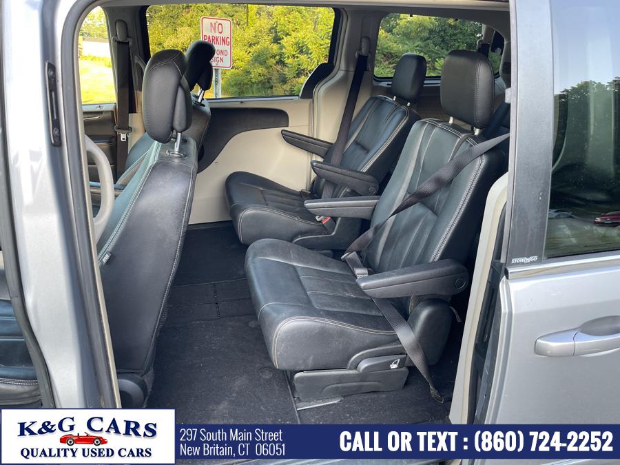 Used Chrysler Town & Country 4dr Wgn Touring 2013 | K and G Cars . New Britain, Connecticut Used Chrysler Town & Country 4dr Wgn Touring 2013 | K and G Cars . New Britain, Connecticut