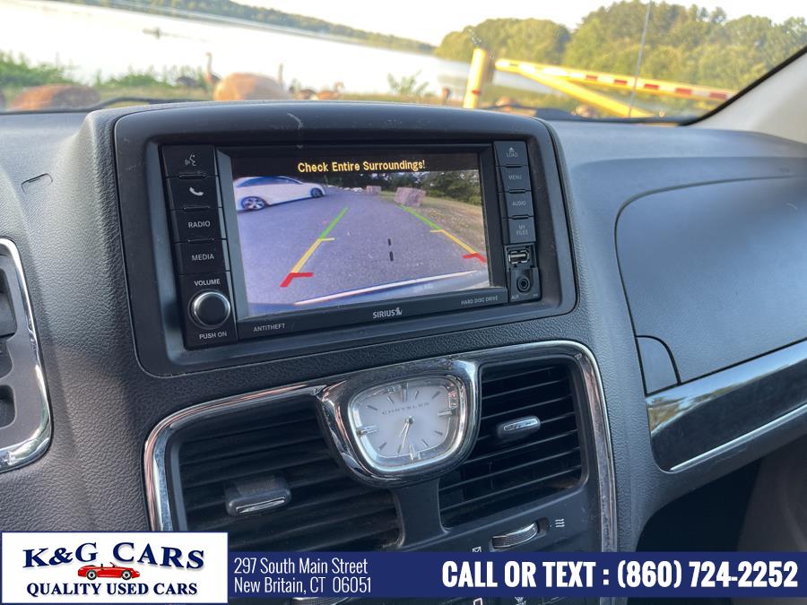 Used Chrysler Town & Country 4dr Wgn Touring 2013 | K and G Cars . New Britain, Connecticut Used Chrysler Town & Country 4dr Wgn Touring 2013 | K and G Cars . New Britain, Connecticut