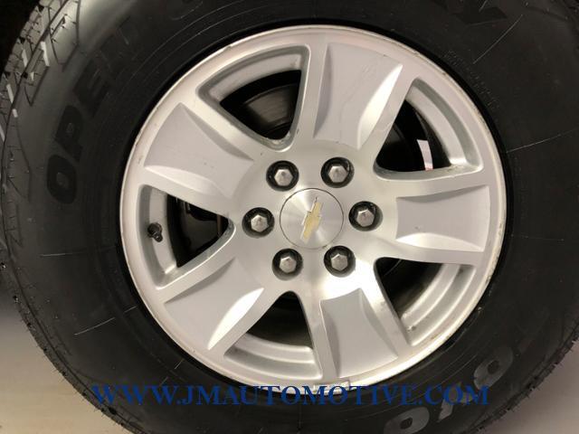 2017 Chevrolet Silverado 1500 4WD Crew Cab 143.5 LT w/1LT, available for sale in Naugatuck, Connecticut | J&M Automotive Sls&Svc LLC. Naugatuck, Connecticut 2017 Chevrolet Silverado 1500 4WD Crew Cab 143.5 LT w/1LT, available for sale in Naugatuck, Connecticut | J&M Automotive Sls&Svc LLC. Naugatuck, Connecticut