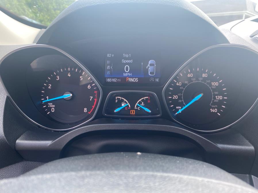 2018 Ford Escape SE 4WD, available for sale in Agawam, Massachusetts | Malkoon Motors. Agawam, Massachusetts 2018 Ford Escape SE 4WD, available for sale in Agawam, Massachusetts | Malkoon Motors. Agawam, Massachusetts