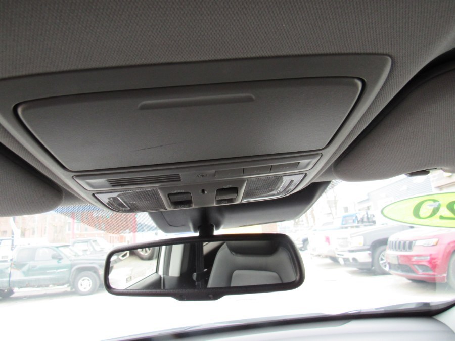 2020 Honda CR-V EX-L, available for sale in Worcester, Massachusetts | Hilario's Auto Sales Inc.. Worcester, Massachusetts 2020 Honda CR-V EX-L, available for sale in Worcester, Massachusetts | Hilario's Auto Sales Inc.. Worcester, Massachusetts