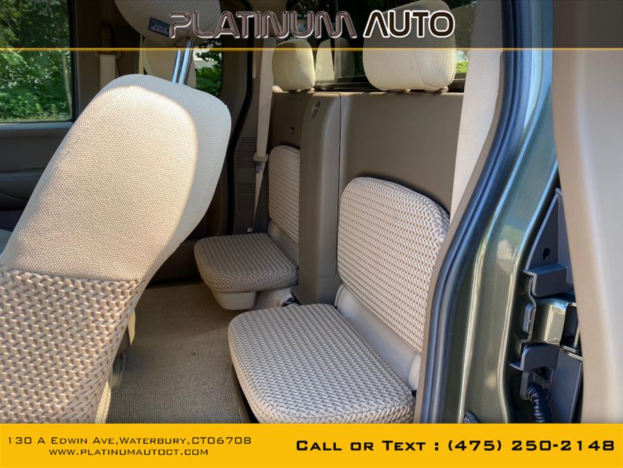 2005 Nissan Frontier 4WD LE King Cab V6 Auto, available for sale in Waterbury, Connecticut | Platinum Auto Care. Waterbury, Connecticut 2005 Nissan Frontier 4WD LE King Cab V6 Auto, available for sale in Waterbury, Connecticut | Platinum Auto Care. Waterbury, Connecticut