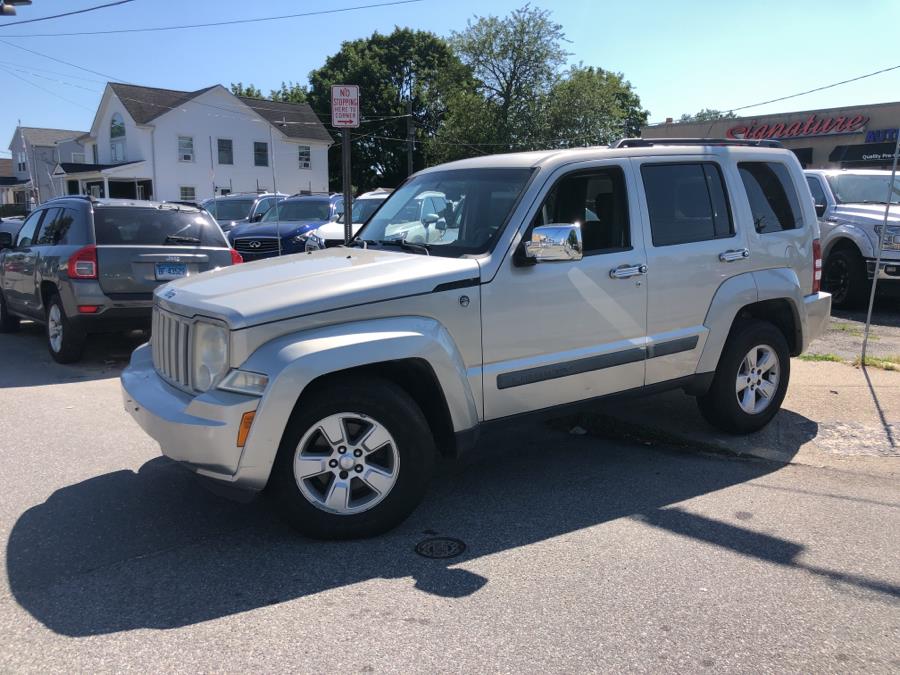 2009 Jeep Liberty 4WD 4dr Sport, available for sale in Franklin Square, New York | Signature Auto Sales. Franklin Square, New York 2009 Jeep Liberty 4WD 4dr Sport, available for sale in Franklin Square, New York | Signature Auto Sales. Franklin Square, New York