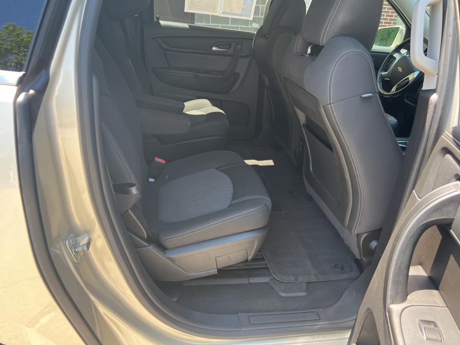 2016 Chevrolet Traverse AWD 4dr LT, available for sale in New London, Connecticut | TJ Motors. New London, Connecticut 2016 Chevrolet Traverse AWD 4dr LT, available for sale in New London, Connecticut | TJ Motors. New London, Connecticut