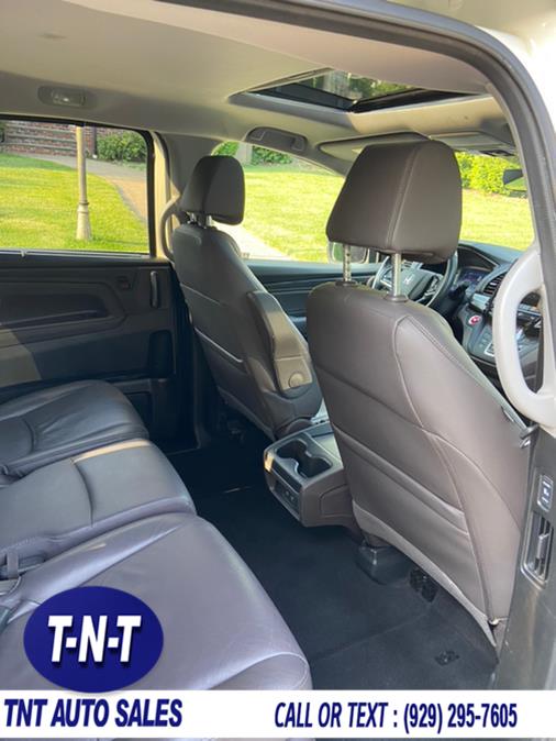 2019 Honda Odyssey EX-L w/Navi/RES Auto, available for sale in Bronx, New York | TNT Auto Sales USA inc. Bronx, New York 2019 Honda Odyssey EX-L w/Navi/RES Auto, available for sale in Bronx, New York | TNT Auto Sales USA inc. Bronx, New York