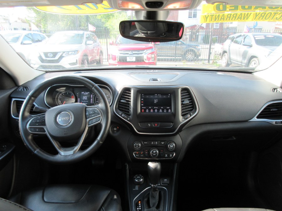 2019 Jeep Cherokee Latitude Plus 4x4, available for sale in Linden, New Jersey | Route 27 Auto Mall. Linden, New Jersey 2019 Jeep Cherokee Latitude Plus 4x4, available for sale in Linden, New Jersey | Route 27 Auto Mall. Linden, New Jersey