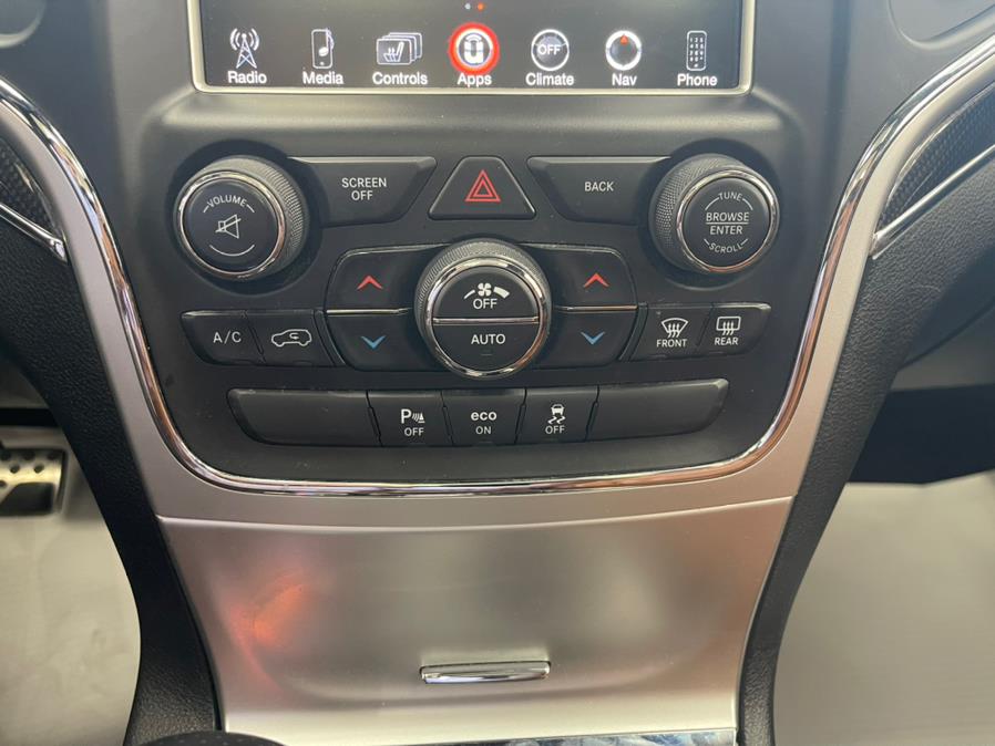 2016 Jeep Grand Cherokee 4WD 4dr SRT, available for sale in Massapequa Park, New York | Power Motors East. Massapequa Park, New York 2016 Jeep Grand Cherokee 4WD 4dr SRT, available for sale in Massapequa Park, New York | Power Motors East. Massapequa Park, New York