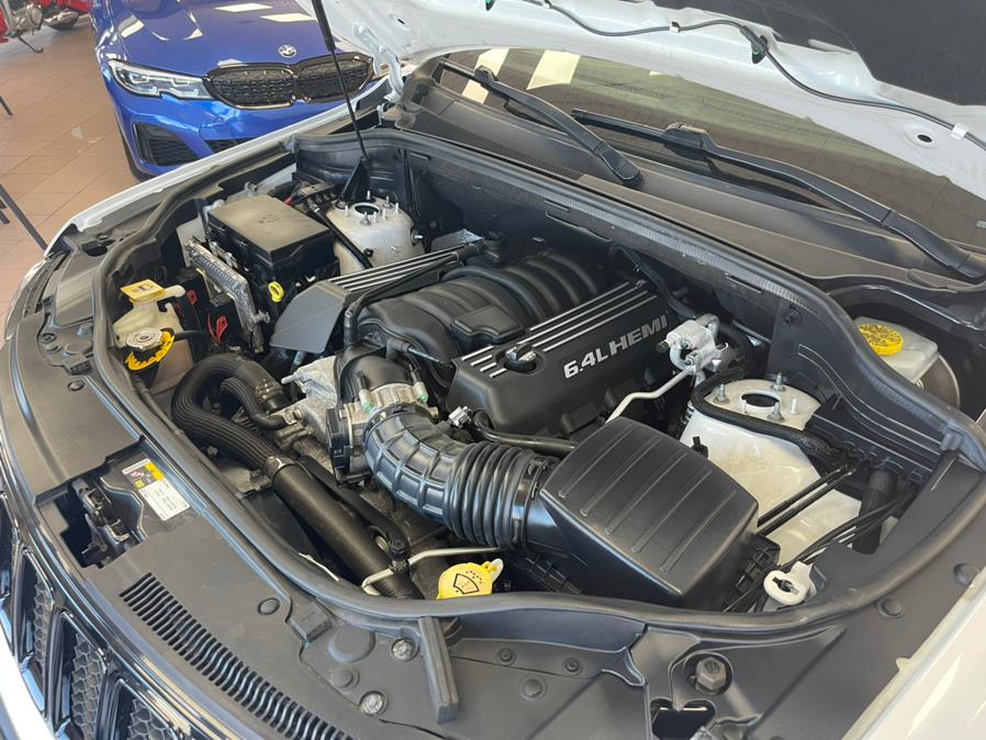 2016 Jeep Grand Cherokee 4WD 4dr SRT, available for sale in Massapequa Park, New York | Power Motors East. Massapequa Park, New York 2016 Jeep Grand Cherokee 4WD 4dr SRT, available for sale in Massapequa Park, New York | Power Motors East. Massapequa Park, New York