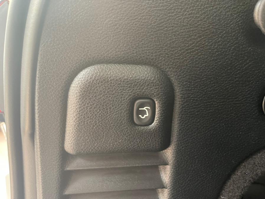 2016 Jeep Grand Cherokee 4WD 4dr SRT, available for sale in Massapequa Park, New York | Power Motors East. Massapequa Park, New York 2016 Jeep Grand Cherokee 4WD 4dr SRT, available for sale in Massapequa Park, New York | Power Motors East. Massapequa Park, New York