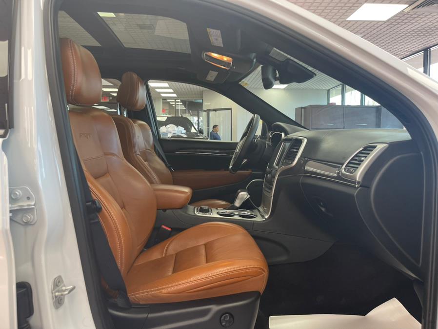 2016 Jeep Grand Cherokee 4WD 4dr SRT, available for sale in Massapequa Park, New York | Power Motors East. Massapequa Park, New York 2016 Jeep Grand Cherokee 4WD 4dr SRT, available for sale in Massapequa Park, New York | Power Motors East. Massapequa Park, New York