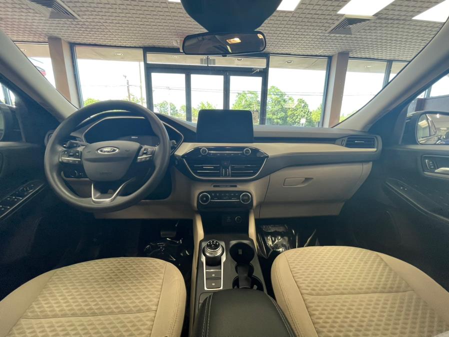 2020 Ford Escape SE AWD, available for sale in Massapequa Park, New York | Power Motors East. Massapequa Park, New York 2020 Ford Escape SE AWD, available for sale in Massapequa Park, New York | Power Motors East. Massapequa Park, New York