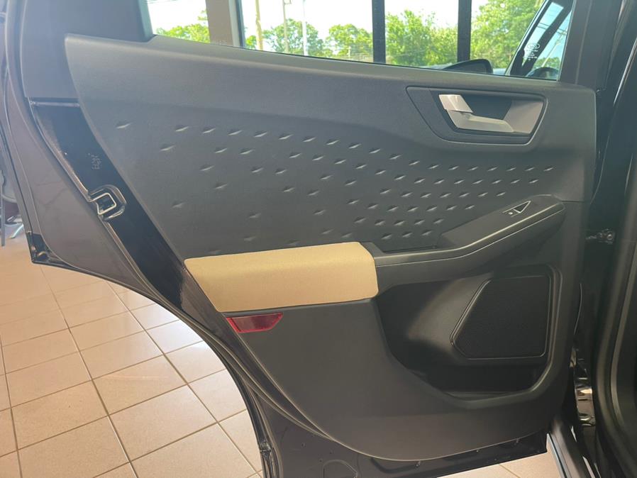2020 Ford Escape SE AWD, available for sale in Massapequa Park, New York | Power Motors East. Massapequa Park, New York 2020 Ford Escape SE AWD, available for sale in Massapequa Park, New York | Power Motors East. Massapequa Park, New York