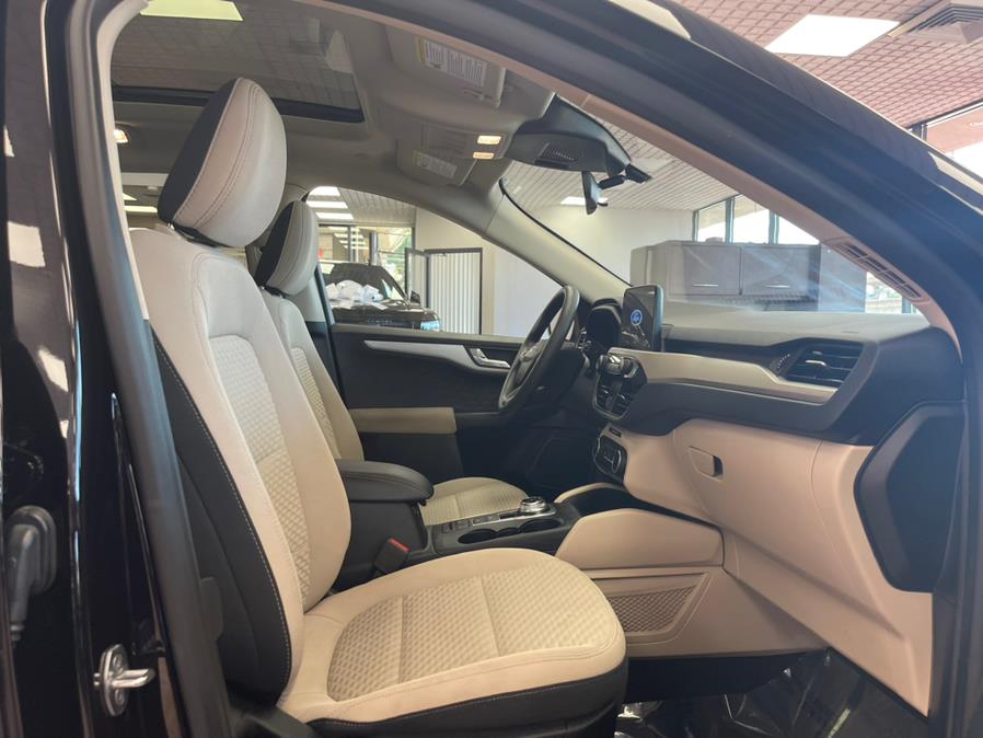 2020 Ford Escape SE AWD, available for sale in Massapequa Park, New York | Power Motors East. Massapequa Park, New York 2020 Ford Escape SE AWD, available for sale in Massapequa Park, New York | Power Motors East. Massapequa Park, New York