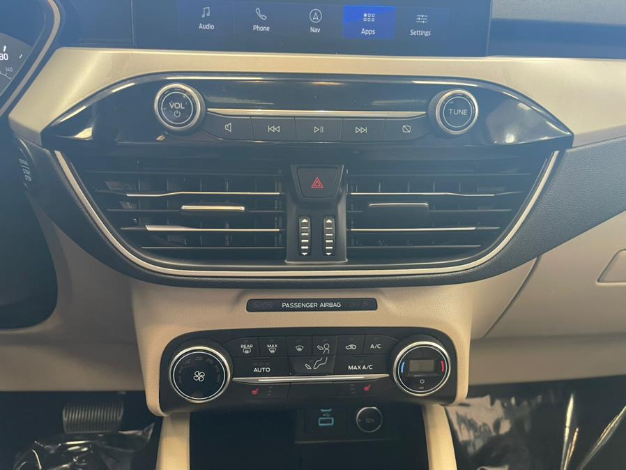 2020 Ford Escape SE AWD, available for sale in Massapequa Park, New York | Power Motors East. Massapequa Park, New York 2020 Ford Escape SE AWD, available for sale in Massapequa Park, New York | Power Motors East. Massapequa Park, New York