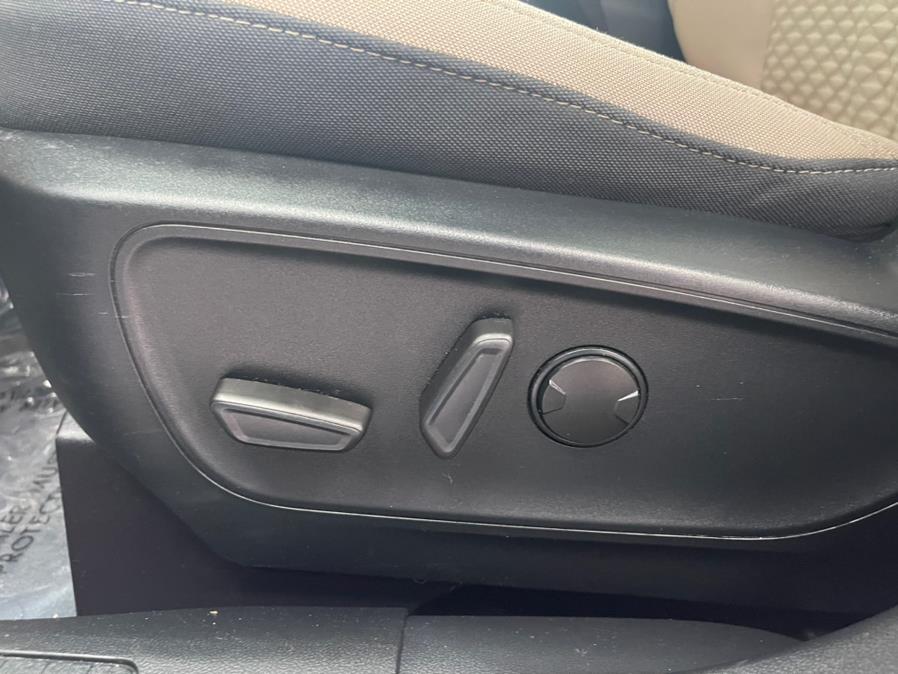 2020 Ford Escape SE AWD, available for sale in Massapequa Park, New York | Power Motors East. Massapequa Park, New York 2020 Ford Escape SE AWD, available for sale in Massapequa Park, New York | Power Motors East. Massapequa Park, New York