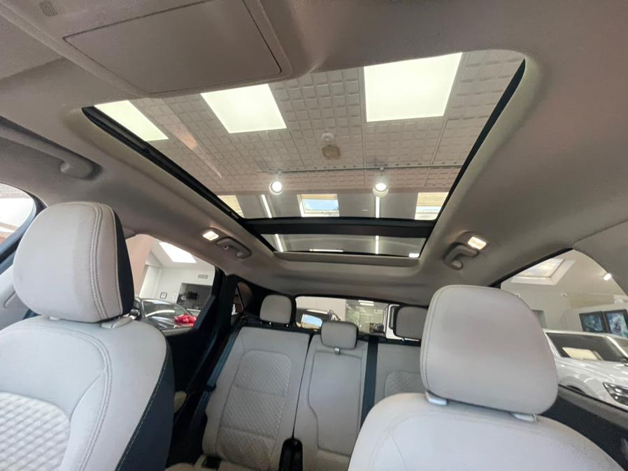 2020 Ford Escape SE AWD, available for sale in Massapequa Park, New York | Power Motors East. Massapequa Park, New York 2020 Ford Escape SE AWD, available for sale in Massapequa Park, New York | Power Motors East. Massapequa Park, New York