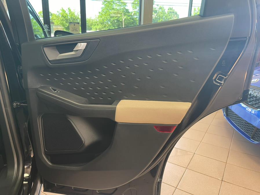 2020 Ford Escape SE AWD, available for sale in Massapequa Park, New York | Power Motors East. Massapequa Park, New York 2020 Ford Escape SE AWD, available for sale in Massapequa Park, New York | Power Motors East. Massapequa Park, New York