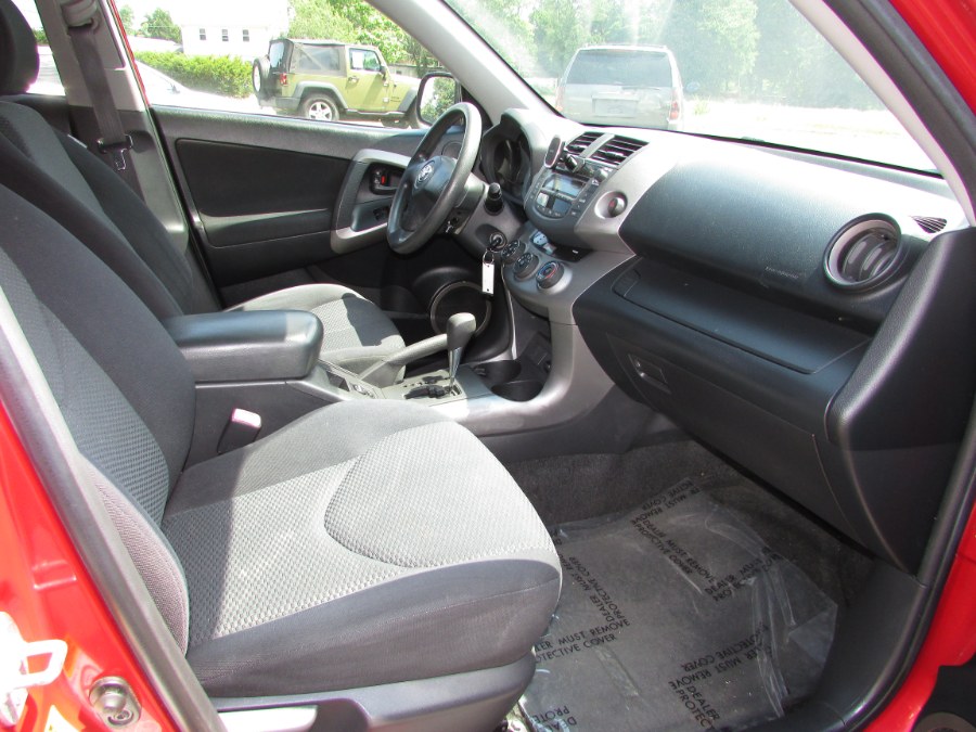 Used Toyota RAV4 4WD 4dr 4-cyl Sport (Natl) 2007 | United Auto Sales of E Windsor, Inc. East Windsor, Connecticut Used Toyota RAV4 4WD 4dr 4-cyl Sport (Natl) 2007 | United Auto Sales of E Windsor, Inc. East Windsor, Connecticut