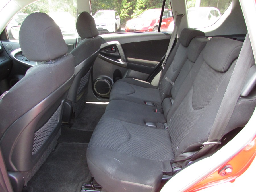 Used Toyota RAV4 4WD 4dr 4-cyl Sport (Natl) 2007 | United Auto Sales of E Windsor, Inc. East Windsor, Connecticut Used Toyota RAV4 4WD 4dr 4-cyl Sport (Natl) 2007 | United Auto Sales of E Windsor, Inc. East Windsor, Connecticut