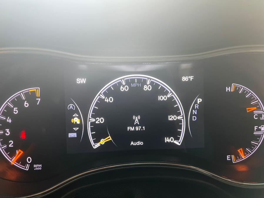 2019 Jeep Grand Cherokee Altitude 4x4, available for sale in Bronx, New York | Car Factory Inc.. Bronx, New York 2019 Jeep Grand Cherokee Altitude 4x4, available for sale in Bronx, New York | Car Factory Inc.. Bronx, New York