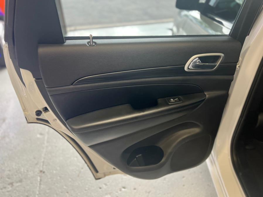 2019 Jeep Grand Cherokee Altitude 4x4, available for sale in Bronx, New York | Car Factory Inc.. Bronx, New York 2019 Jeep Grand Cherokee Altitude 4x4, available for sale in Bronx, New York | Car Factory Inc.. Bronx, New York