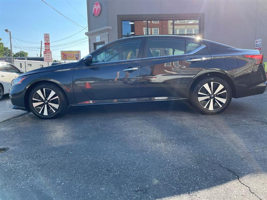 Used Nissan Altima 2.5 SV 2021 | Mass Auto Exchange. Framingham, Massachusetts Used Nissan Altima 2.5 SV 2021 | Mass Auto Exchange. Framingham, Massachusetts
