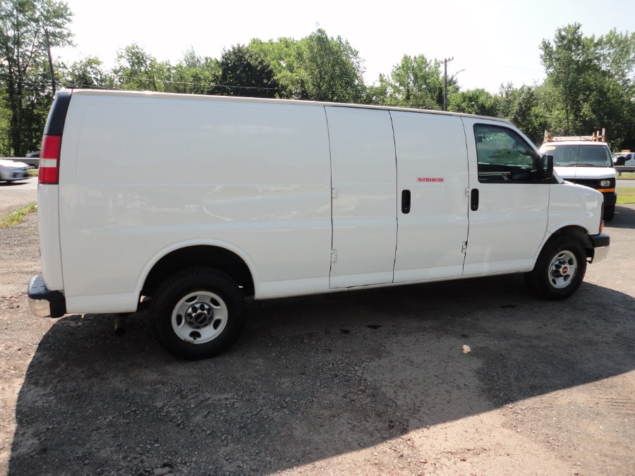 Used GMC Savana Cargo Van RWD 3500 155" 2014 | International Motorcars llc. Berlin, Connecticut Used GMC Savana Cargo Van RWD 3500 155" 2014 | International Motorcars llc. Berlin, Connecticut