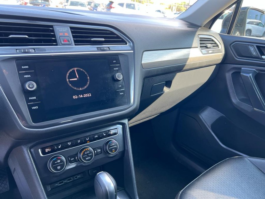 Used Volkswagen Tiguan 2.0T SE FWD 2020 | Inman Motors Sales. Medford, Massachusetts Used Volkswagen Tiguan 2.0T SE FWD 2020 | Inman Motors Sales. Medford, Massachusetts