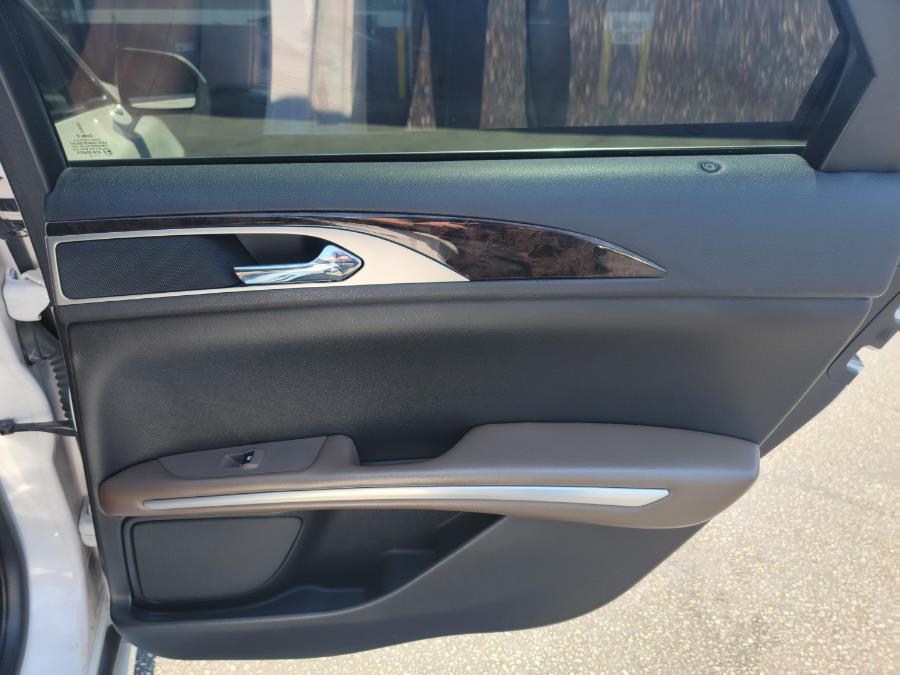 2013 Lincoln MKZ 4dr Sdn AWD, available for sale in Philadelphia, Pennsylvania | Eugen's Auto Sales & Repairs. Philadelphia, Pennsylvania 2013 Lincoln MKZ 4dr Sdn AWD, available for sale in Philadelphia, Pennsylvania | Eugen's Auto Sales & Repairs. Philadelphia, Pennsylvania