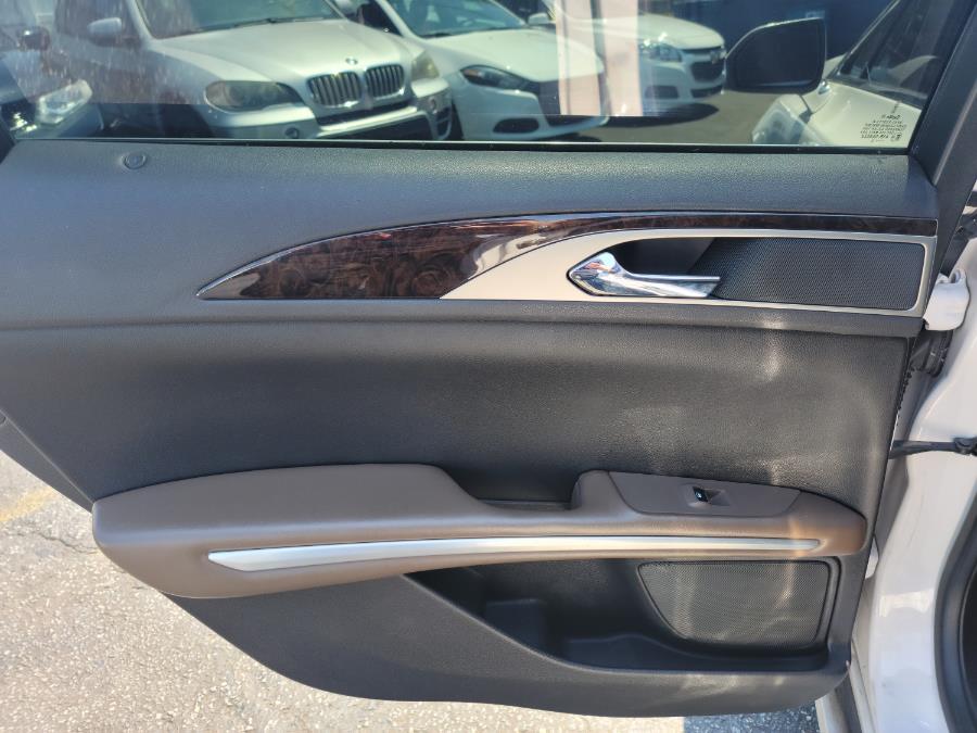 2013 Lincoln MKZ 4dr Sdn AWD, available for sale in Philadelphia, Pennsylvania | Eugen's Auto Sales & Repairs. Philadelphia, Pennsylvania 2013 Lincoln MKZ 4dr Sdn AWD, available for sale in Philadelphia, Pennsylvania | Eugen's Auto Sales & Repairs. Philadelphia, Pennsylvania