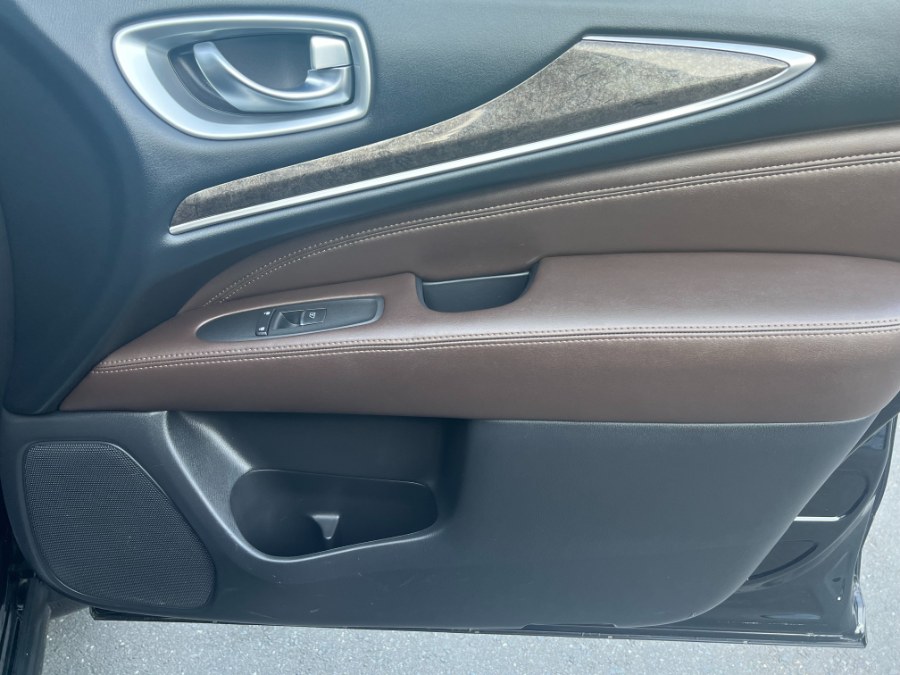2015 INFINITI QX60 AWD 4dr, available for sale in Bristol, Connecticut | Bristol Auto Center LLC. Bristol, Connecticut 2015 INFINITI QX60 AWD 4dr, available for sale in Bristol, Connecticut | Bristol Auto Center LLC. Bristol, Connecticut