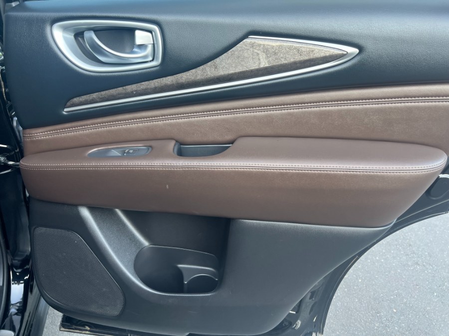 2015 INFINITI QX60 AWD 4dr, available for sale in Bristol, Connecticut | Bristol Auto Center LLC. Bristol, Connecticut 2015 INFINITI QX60 AWD 4dr, available for sale in Bristol, Connecticut | Bristol Auto Center LLC. Bristol, Connecticut