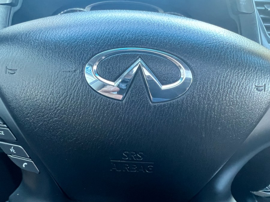 2015 INFINITI QX60 AWD 4dr, available for sale in Bristol, Connecticut | Bristol Auto Center LLC. Bristol, Connecticut 2015 INFINITI QX60 AWD 4dr, available for sale in Bristol, Connecticut | Bristol Auto Center LLC. Bristol, Connecticut