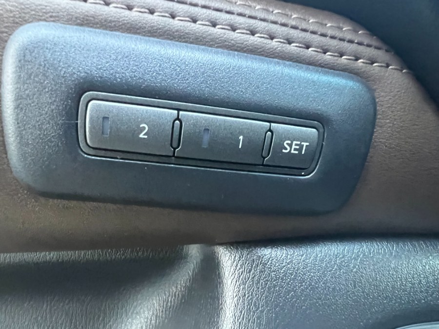 2015 INFINITI QX60 AWD 4dr, available for sale in Bristol, Connecticut | Bristol Auto Center LLC. Bristol, Connecticut 2015 INFINITI QX60 AWD 4dr, available for sale in Bristol, Connecticut | Bristol Auto Center LLC. Bristol, Connecticut