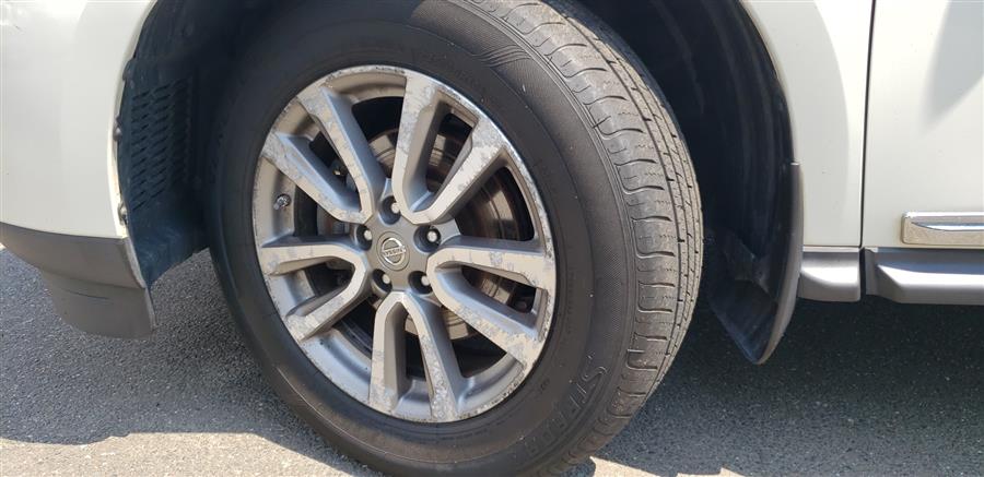 2014 Nissan Pathfinder 4WD 4dr SV, available for sale in Little Ferry, New Jersey | Victoria Preowned Autos Inc. Little Ferry, New Jersey 2014 Nissan Pathfinder 4WD 4dr SV, available for sale in Little Ferry, New Jersey | Victoria Preowned Autos Inc. Little Ferry, New Jersey