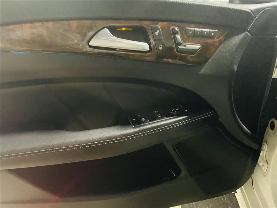 Used Mercedes-Benz CLS-Class 4dr Sdn CLS 550 4MATIC 2014 | Northshore Motors. Syosset , New York Used Mercedes-Benz CLS-Class 4dr Sdn CLS 550 4MATIC 2014 | Northshore Motors. Syosset , New York