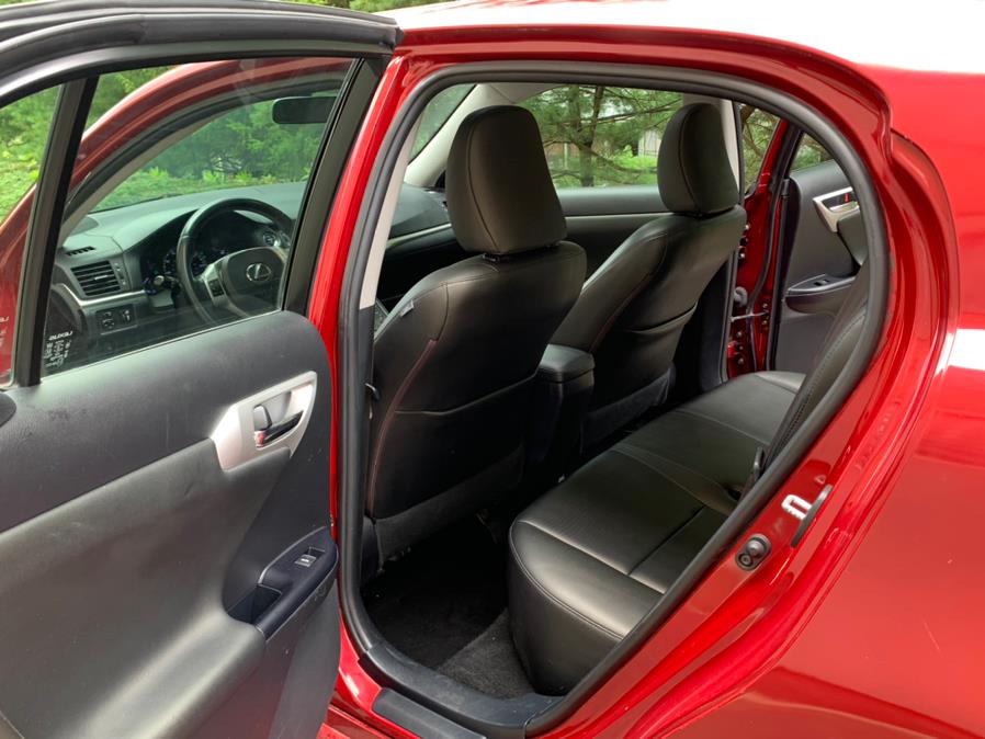Used Lexus CT 200h 5dr Sdn Hybrid 2013 | Riverside Auto Center LLC. Bristol , Connecticut Used Lexus CT 200h 5dr Sdn Hybrid 2013 | Riverside Auto Center LLC. Bristol , Connecticut