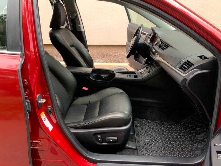 Used Lexus CT 200h 5dr Sdn Hybrid 2013 | Riverside Auto Center LLC. Bristol , Connecticut Used Lexus CT 200h 5dr Sdn Hybrid 2013 | Riverside Auto Center LLC. Bristol , Connecticut