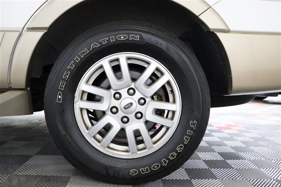 2014 Ford Expedition XLT, available for sale in Paterson, New Jersey | Fast Track Motors. Paterson, New Jersey 2014 Ford Expedition XLT, available for sale in Paterson, New Jersey | Fast Track Motors. Paterson, New Jersey