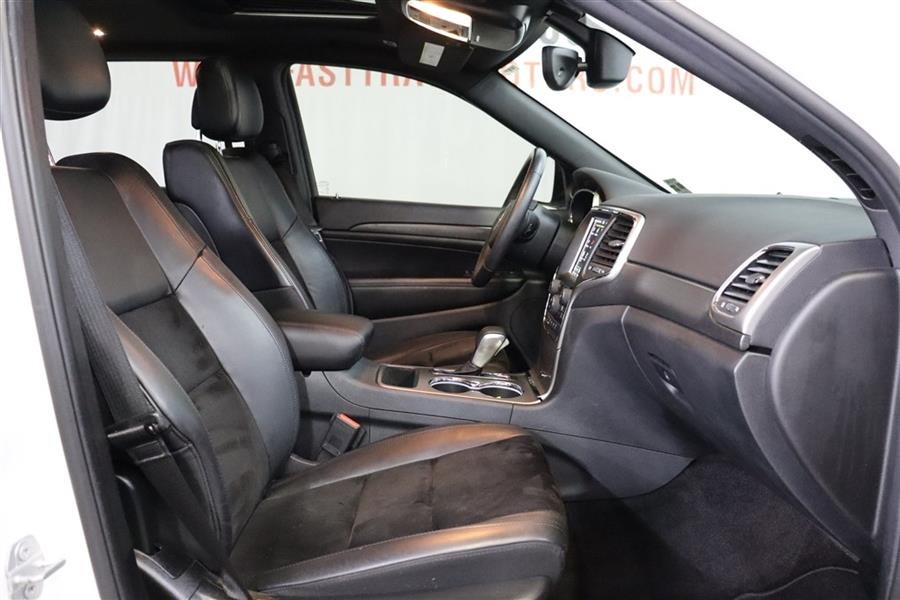 2018 Jeep Grand Cherokee ALTITUDE, available for sale in Paterson, New Jersey | Fast Track Motors. Paterson, New Jersey 2018 Jeep Grand Cherokee ALTITUDE, available for sale in Paterson, New Jersey | Fast Track Motors. Paterson, New Jersey