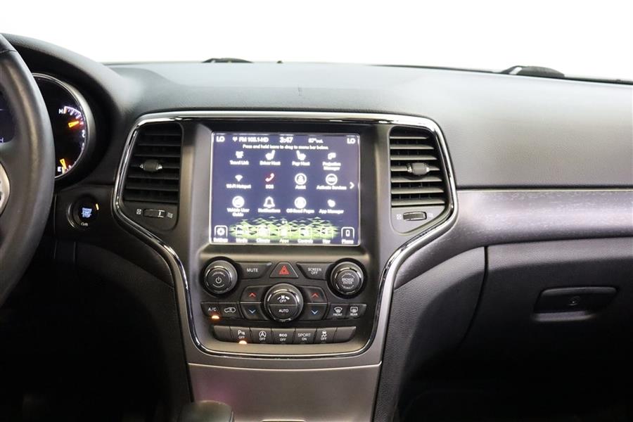 2018 Jeep Grand Cherokee ALTITUDE, available for sale in Paterson, New Jersey | Fast Track Motors. Paterson, New Jersey 2018 Jeep Grand Cherokee ALTITUDE, available for sale in Paterson, New Jersey | Fast Track Motors. Paterson, New Jersey