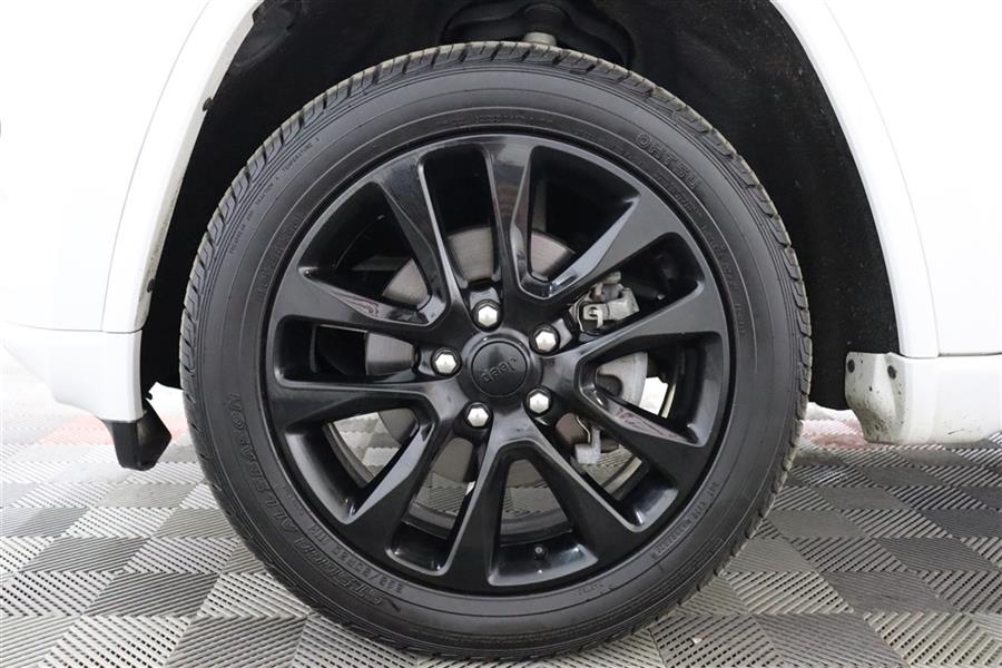 2018 Jeep Grand Cherokee ALTITUDE, available for sale in Paterson, New Jersey | Fast Track Motors. Paterson, New Jersey 2018 Jeep Grand Cherokee ALTITUDE, available for sale in Paterson, New Jersey | Fast Track Motors. Paterson, New Jersey