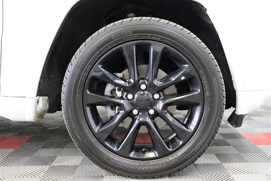 2018 Jeep Grand Cherokee ALTITUDE, available for sale in Paterson, New Jersey | Fast Track Motors. Paterson, New Jersey 2018 Jeep Grand Cherokee ALTITUDE, available for sale in Paterson, New Jersey | Fast Track Motors. Paterson, New Jersey